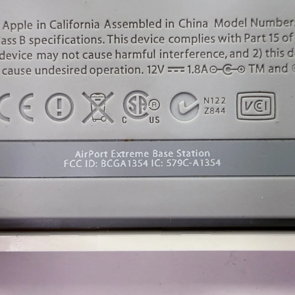 Apple AirPort Extreme Base Station A1354 2nd Generation Wi-Fi Router